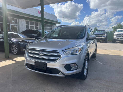 2017 Ford Escape for sale at Auto Outlet Inc. in Houston TX