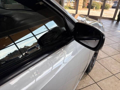 2023 Chrysler 300 S V6