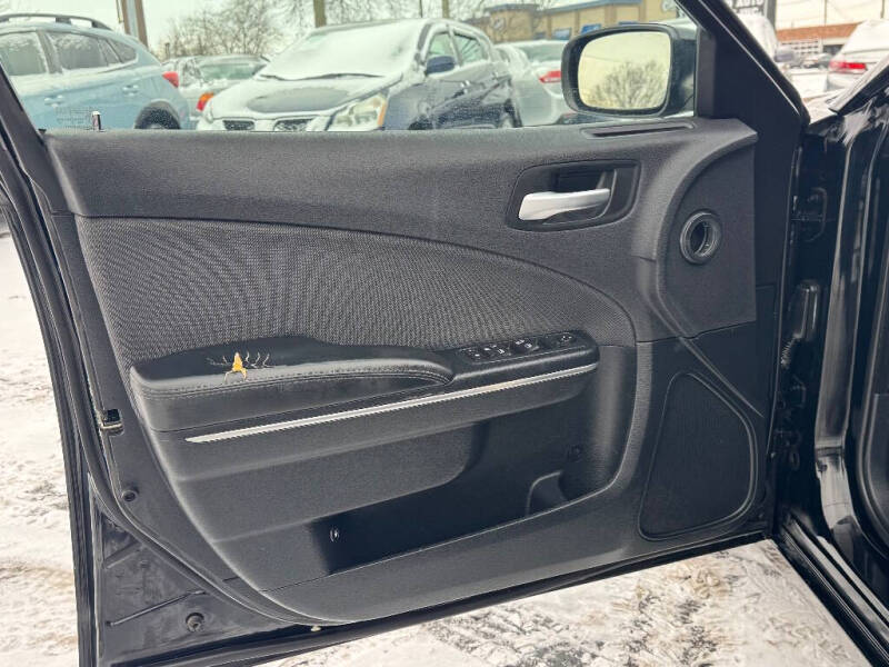 2015 Dodge Charger SE