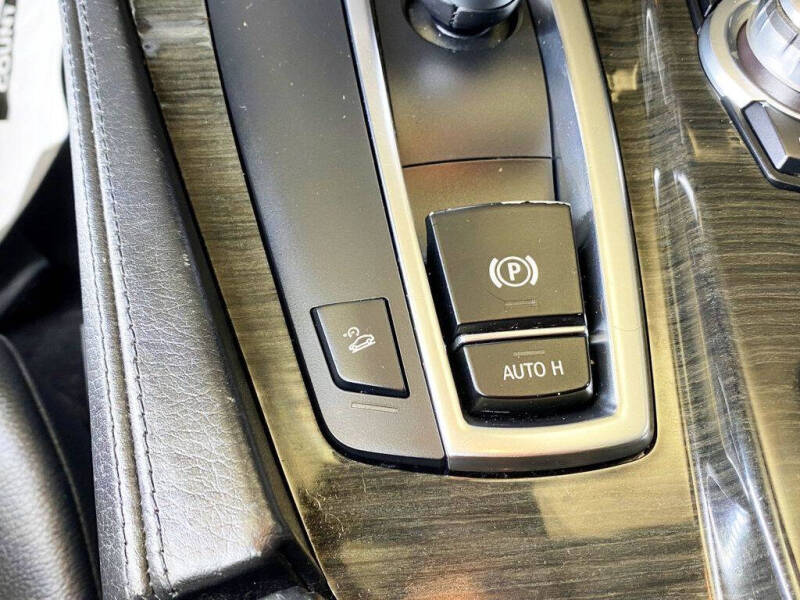 2011 BMW 5 Series 535i xDrive