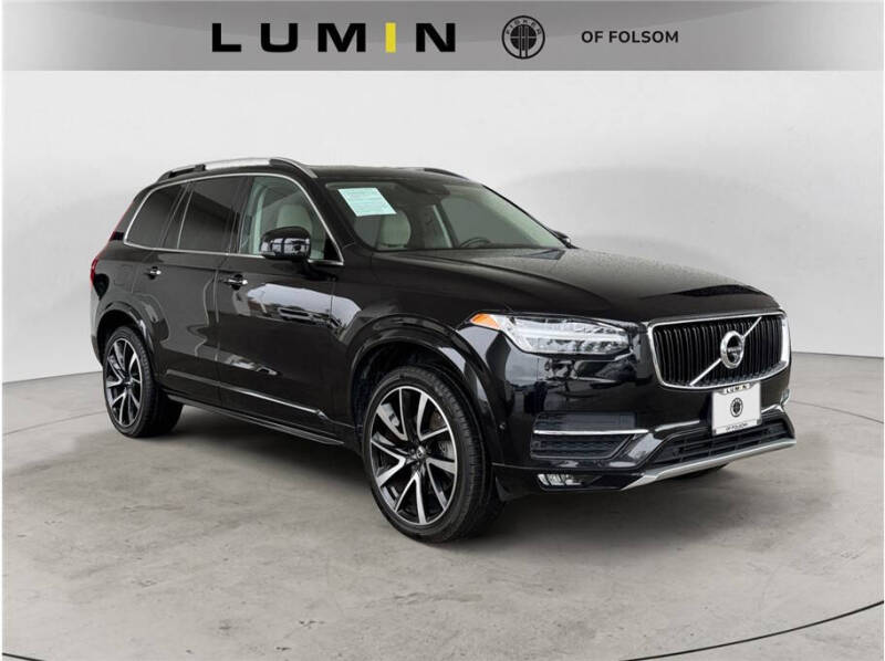 2019 Volvo XC90 T6 Momentum
