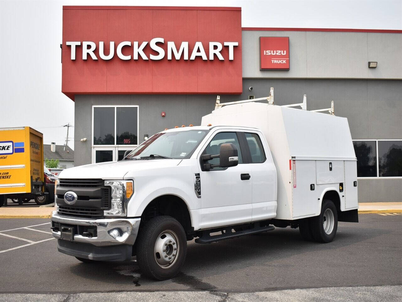 Utility Service Trucks For Sale In Philadelphia, PA