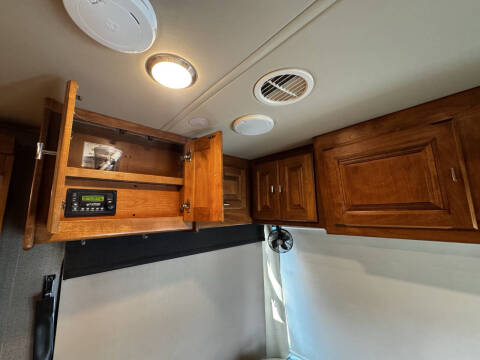 2018 Tiffin Allegro RED