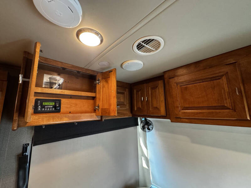 2018 Tiffin Allegro RED