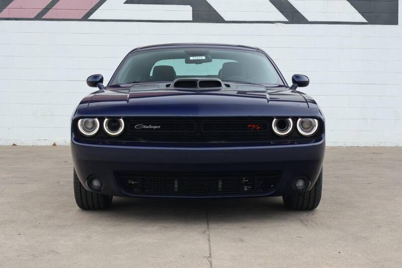 2016 Dodge Challenger 392 HEMI Scat Pack Shaker