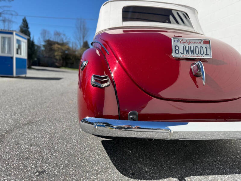 1940 Ford Cabriolet