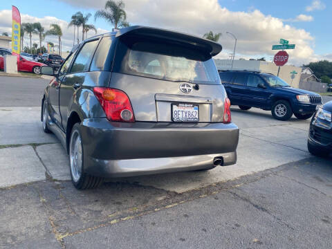 2004 Scion xA