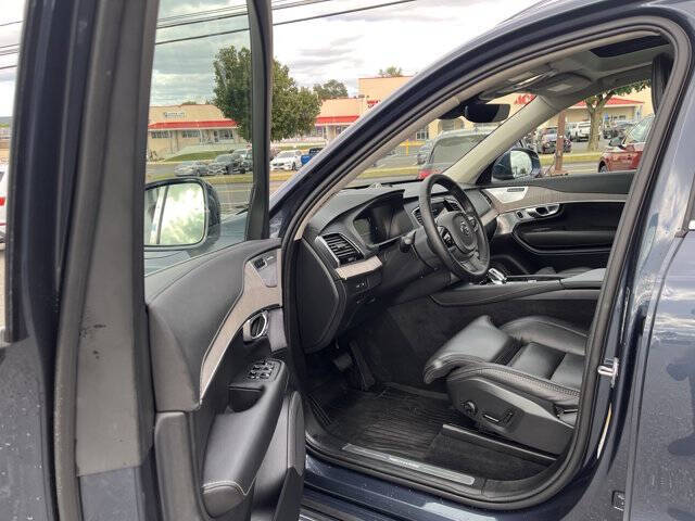 2024 Volvo XC90 Recharge T8 Ultimate Bright Theme 7P