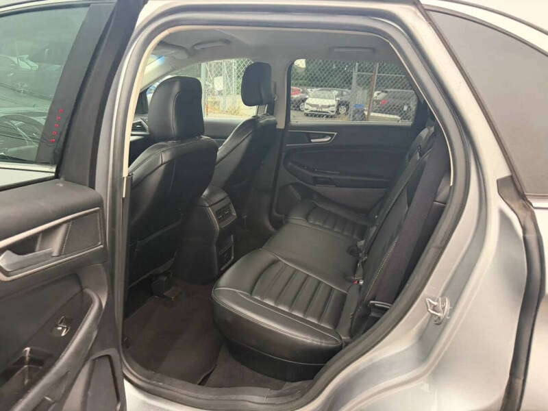 2020 Ford Edge