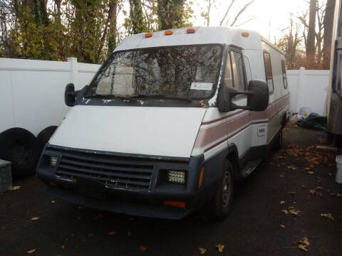 1987 Winnebago LE SHARO for sale at Royalton Auto Enterprises in West Long Branch NJ