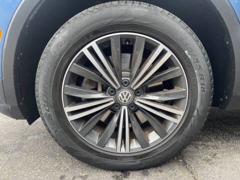 2018 Volkswagen Tiguan 2.0T SEL 4Motion