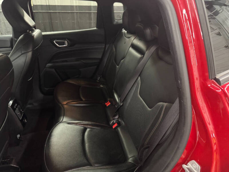 2022 Jeep Compass (Red) Edition