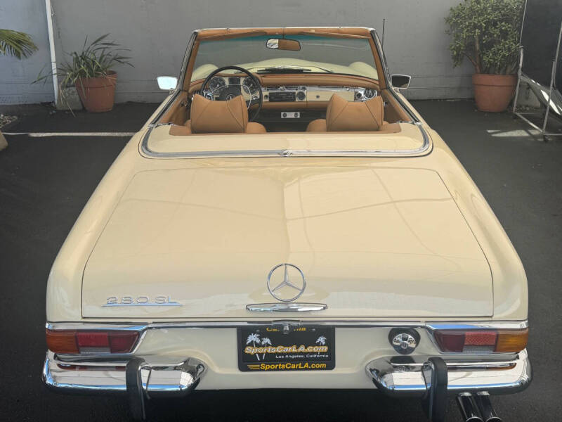 1971 Mercedes-Benz 280-Class