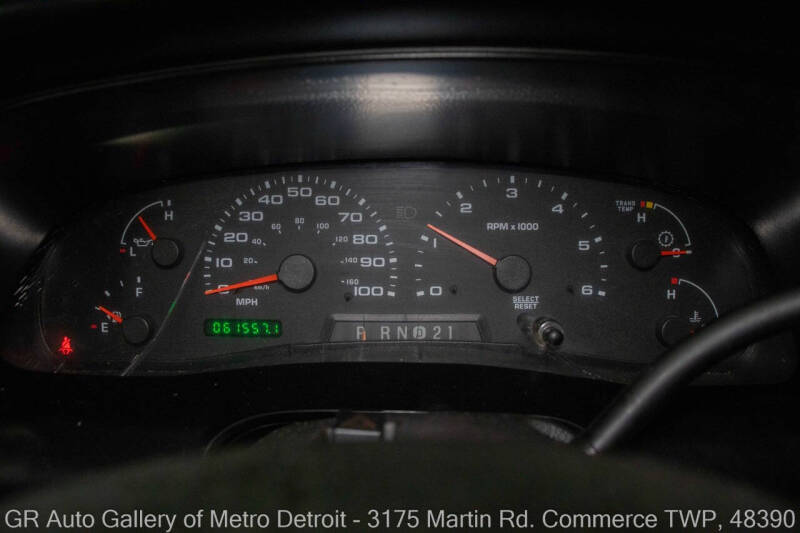 2005 Ford Excursion XLT
