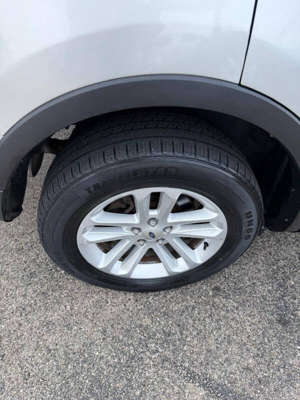 2015 Ford Explorer