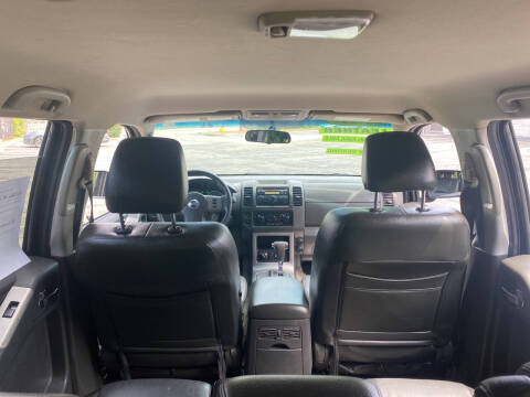 2011 Nissan Pathfinder Silver Edition