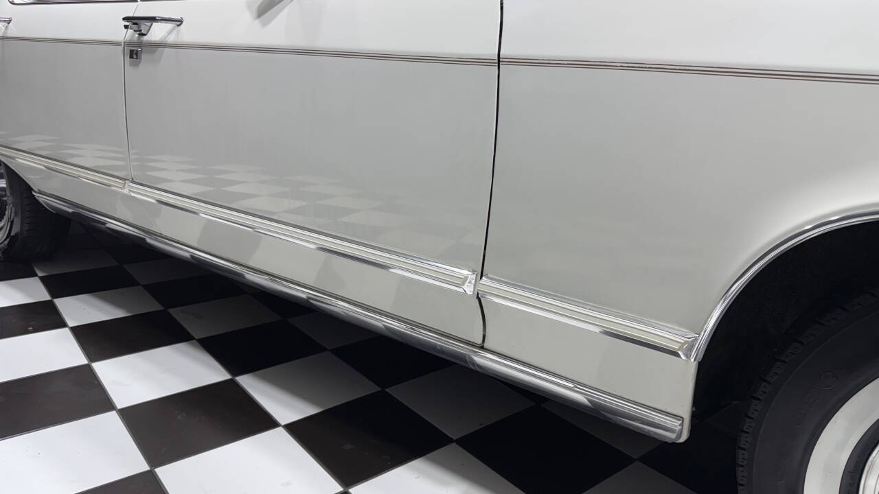 1979 Lincoln Continental 28