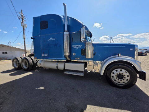 2001 Freightliner Conventional XL