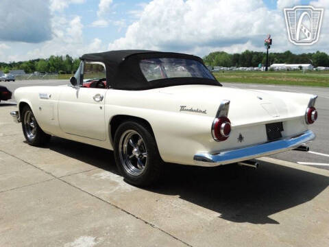 1956 Ford Thunderbird