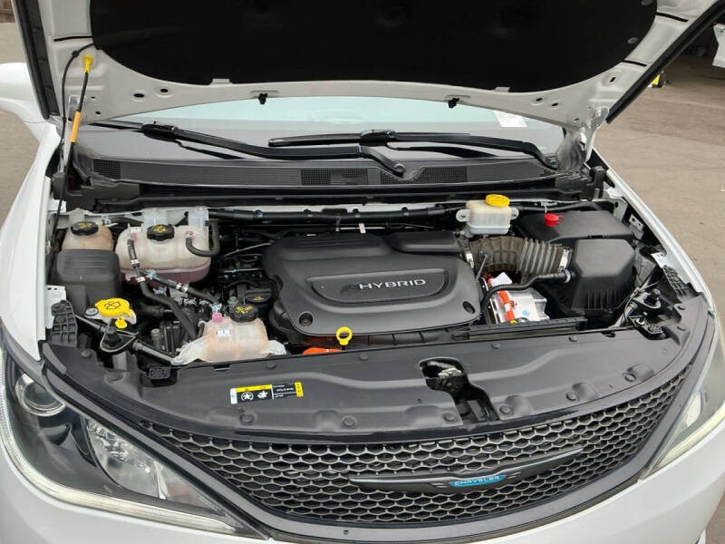 2020 Chrysler Pacifica Hybrid Touring