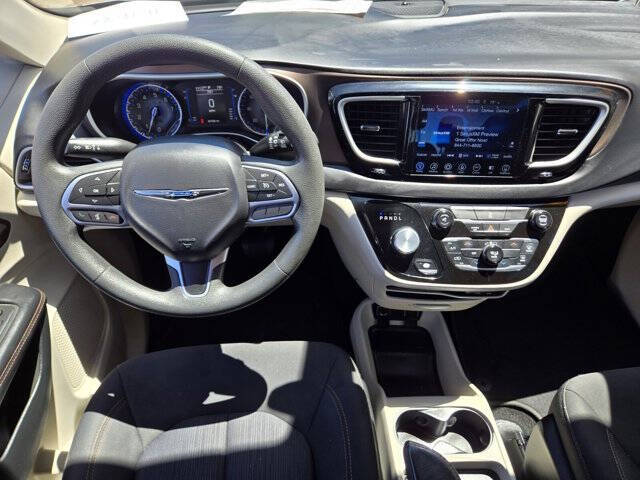 2017 Chrysler Pacifica Touring