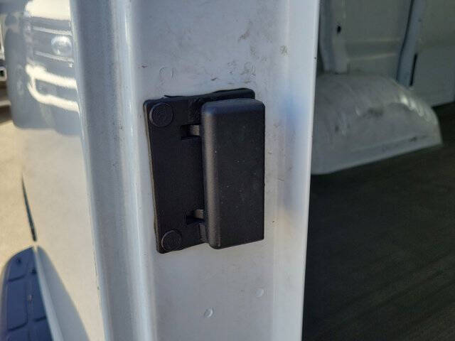 2021 Chevrolet Express 2500