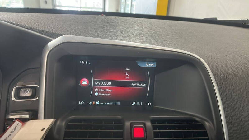 2017 Volvo XC60 T6 Dynamic