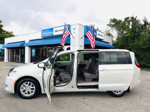 2017 Chrysler Pacifica Touring