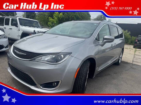 2017 Chrysler Pacifica Touring-L Plus