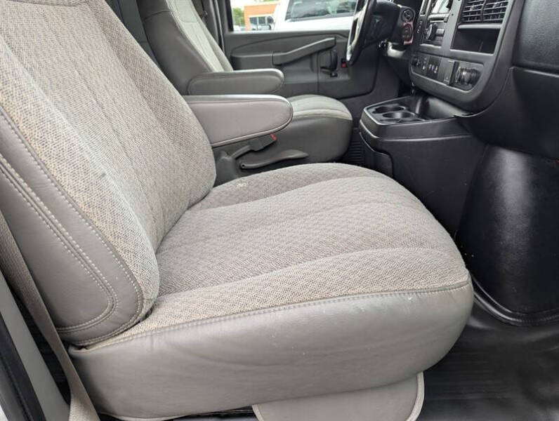 2016 Chevrolet Express 3500