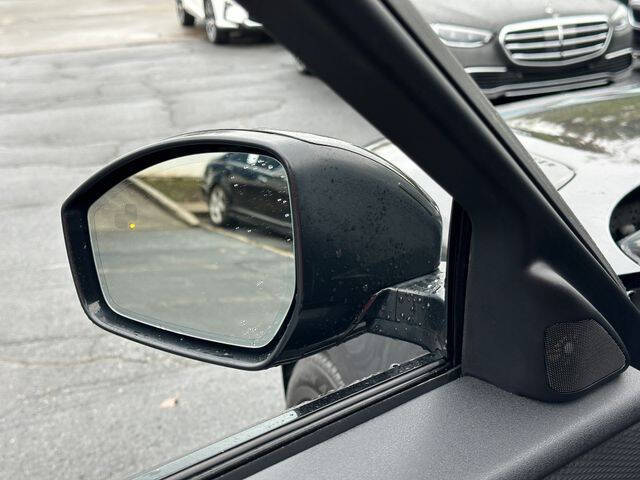 2018 Land Rover Range Rover Velar P250 R-Dynamic SE