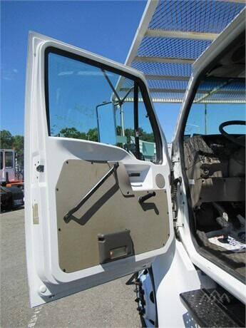 2004 Sterling Acterra