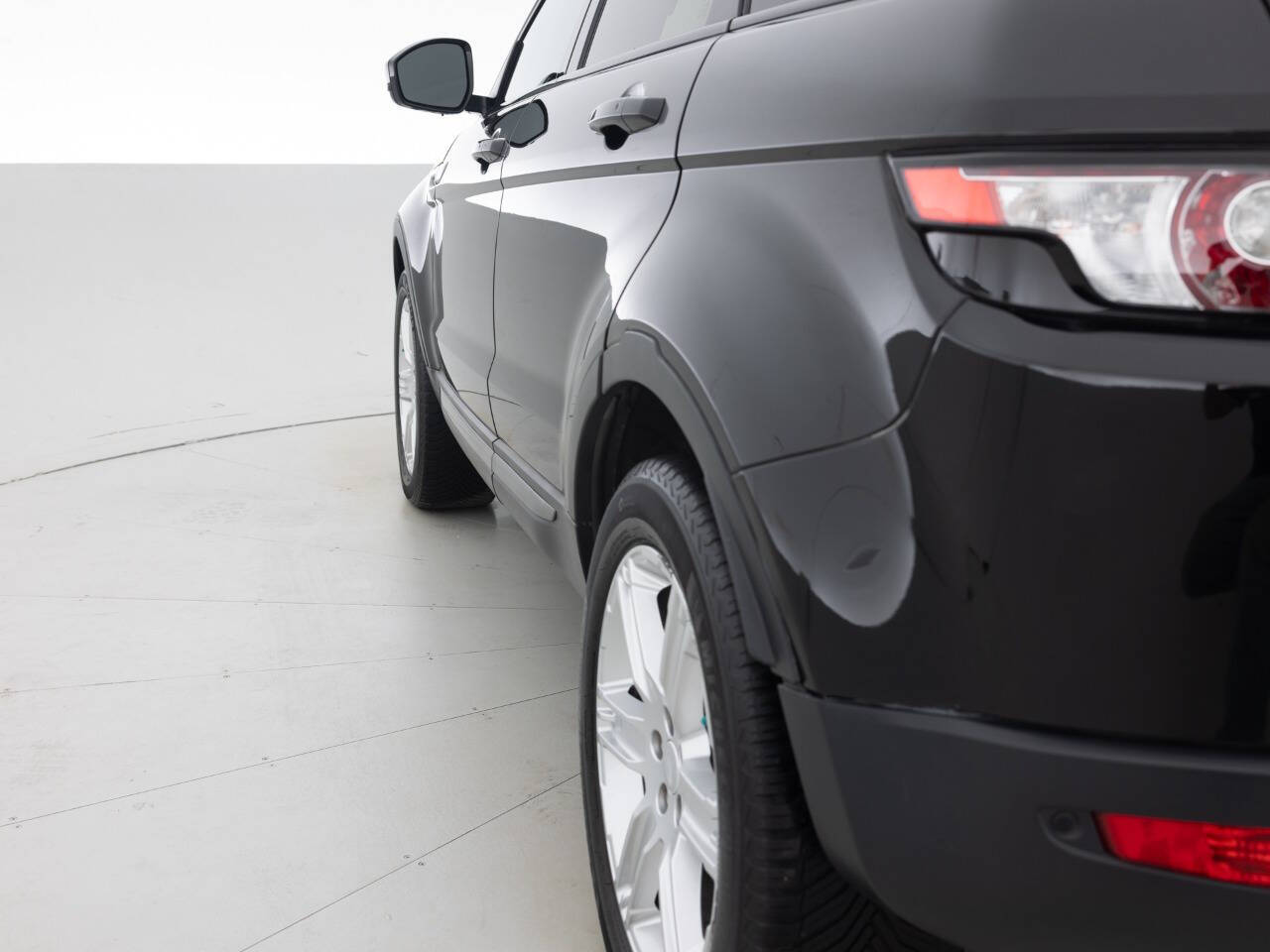 Used Car 2015 Land Rover Range Rover Evoque  Pure Plus Awd 4dr Suv For Sale Under $12,000 In Coal City, Illinois