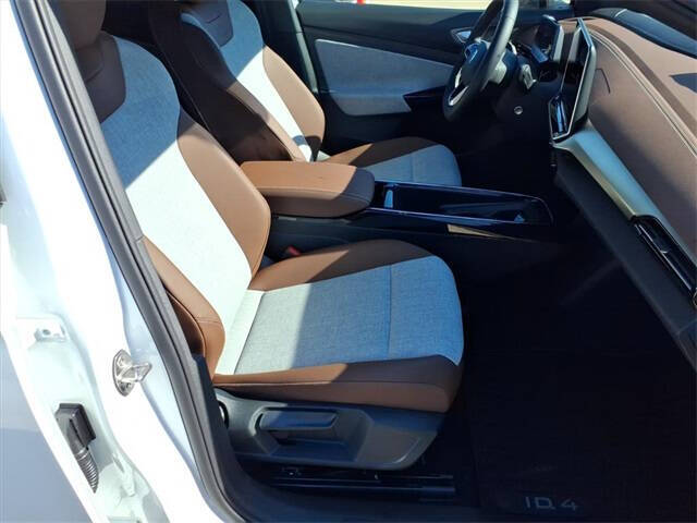 2025 Volkswagen ID.4 Pro