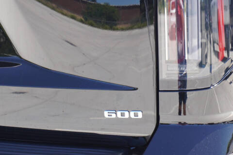 2025 Cadillac Escalade ESV Luxury