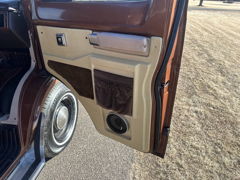 1984 Dodge Ram Van B250