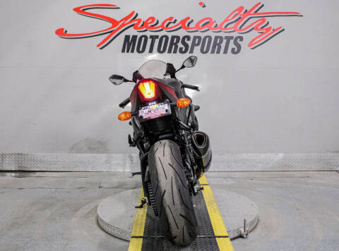 2017 Suzuki GSX-R1000