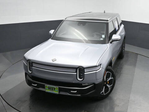 2023 Rivian R1S Adventure