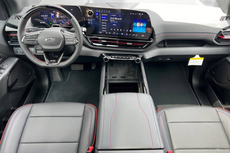 2025 Chevrolet Silverado EV RST