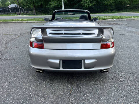 2003 Porsche 911 Carrera