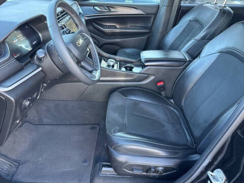 2024 Jeep Grand Cherokee L Altitude