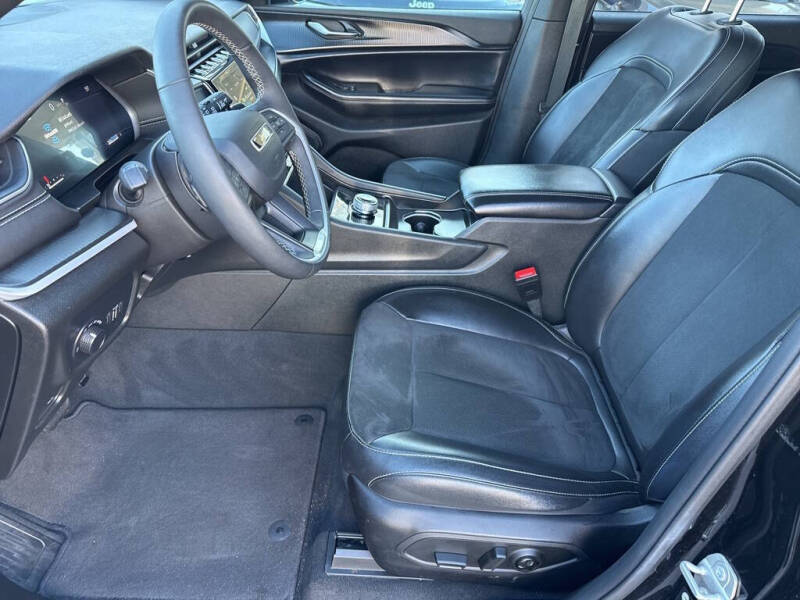 2024 Jeep Grand Cherokee L Altitude