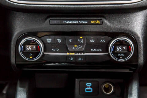 2021 Ford Escape Hybrid SE