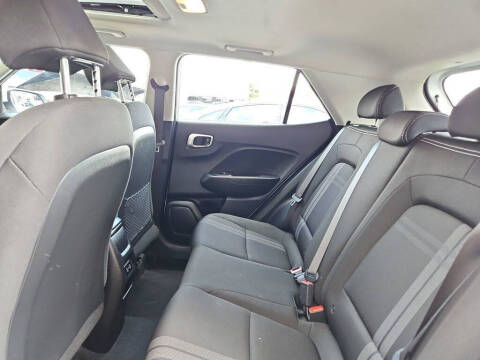 2025 Hyundai Venue SEL