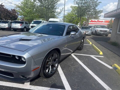 2015 Dodge Challenger SXT Plus