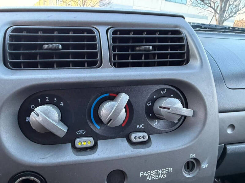 2003 Nissan Frontier