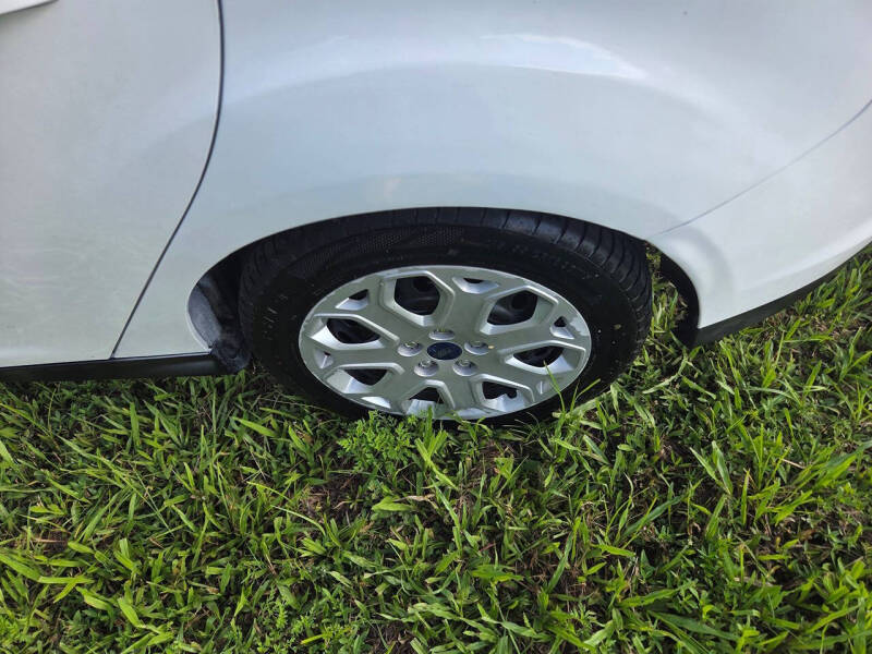 2012 Ford Focus SE