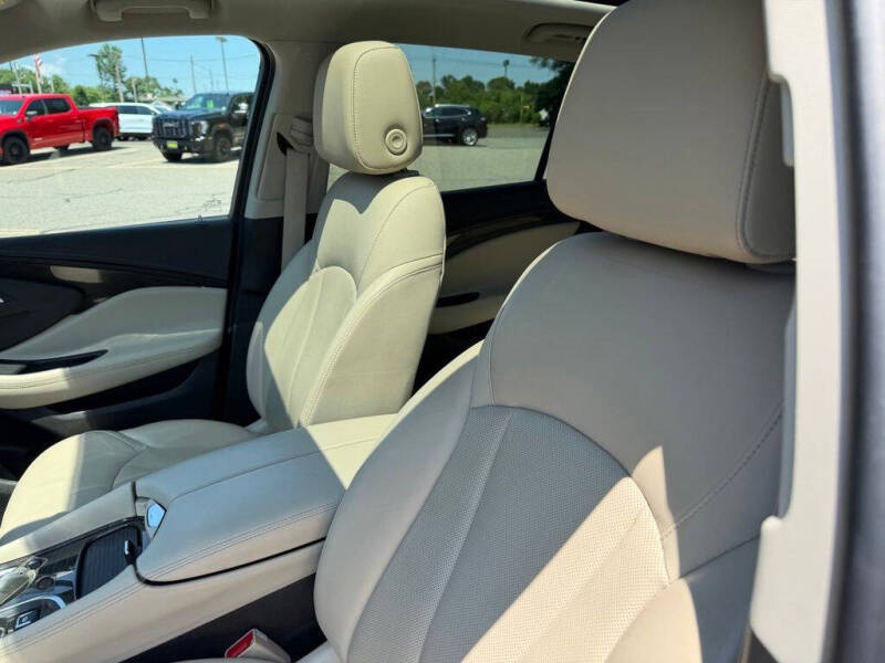 2020 Buick Envision Essence