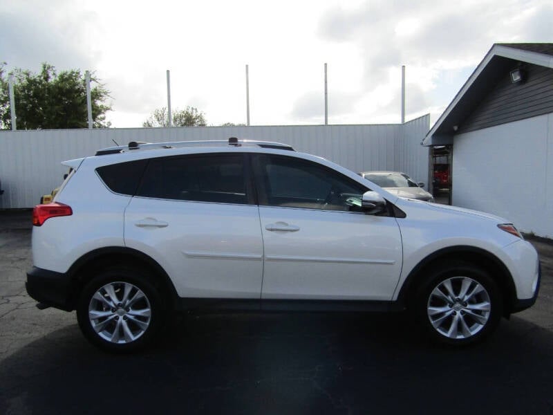 2014 Toyota RAV4 Limited photo 4