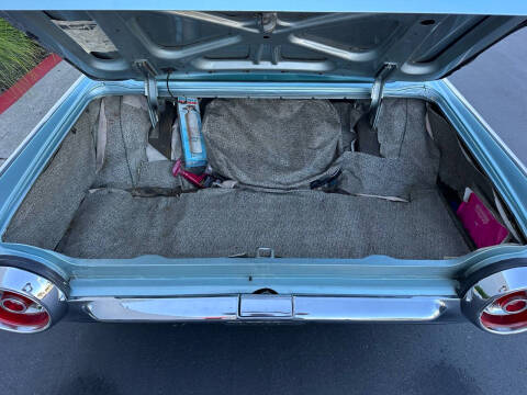 1963 Ford Thunderbird